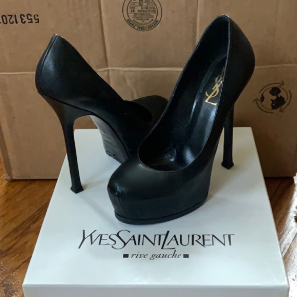 YSL Tribute Pumps size 37.5